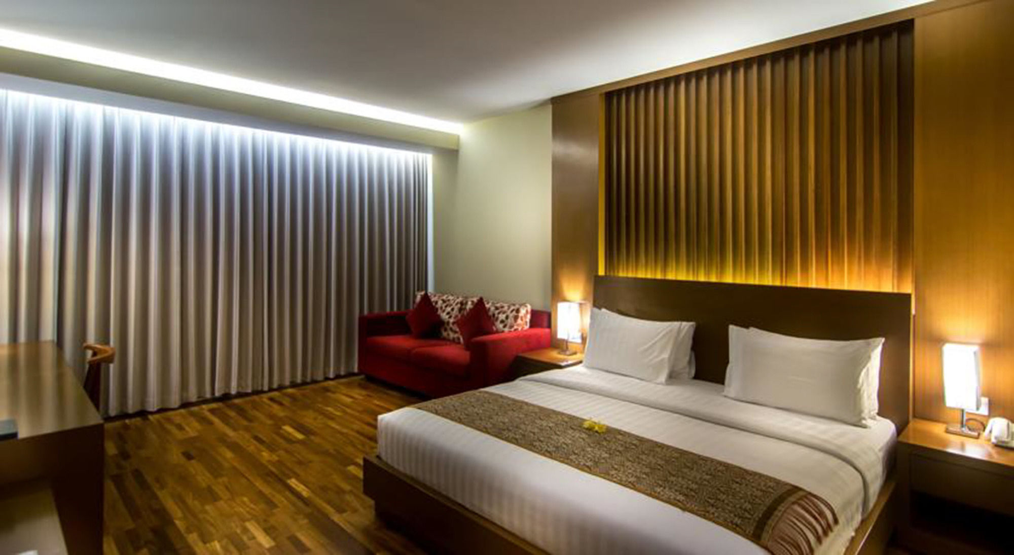 Seminyak Square Hotel