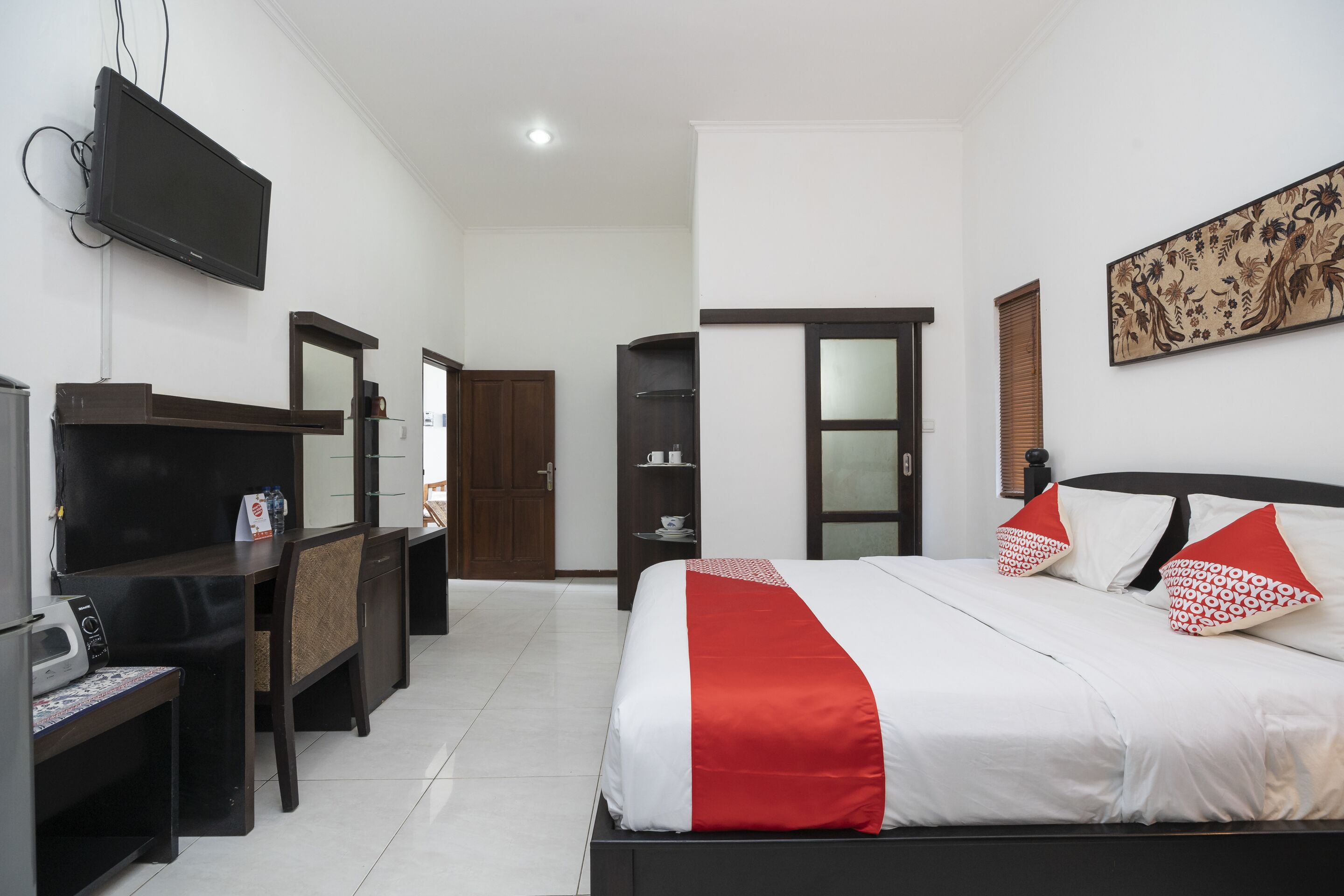 Super OYO 2417 Panen House