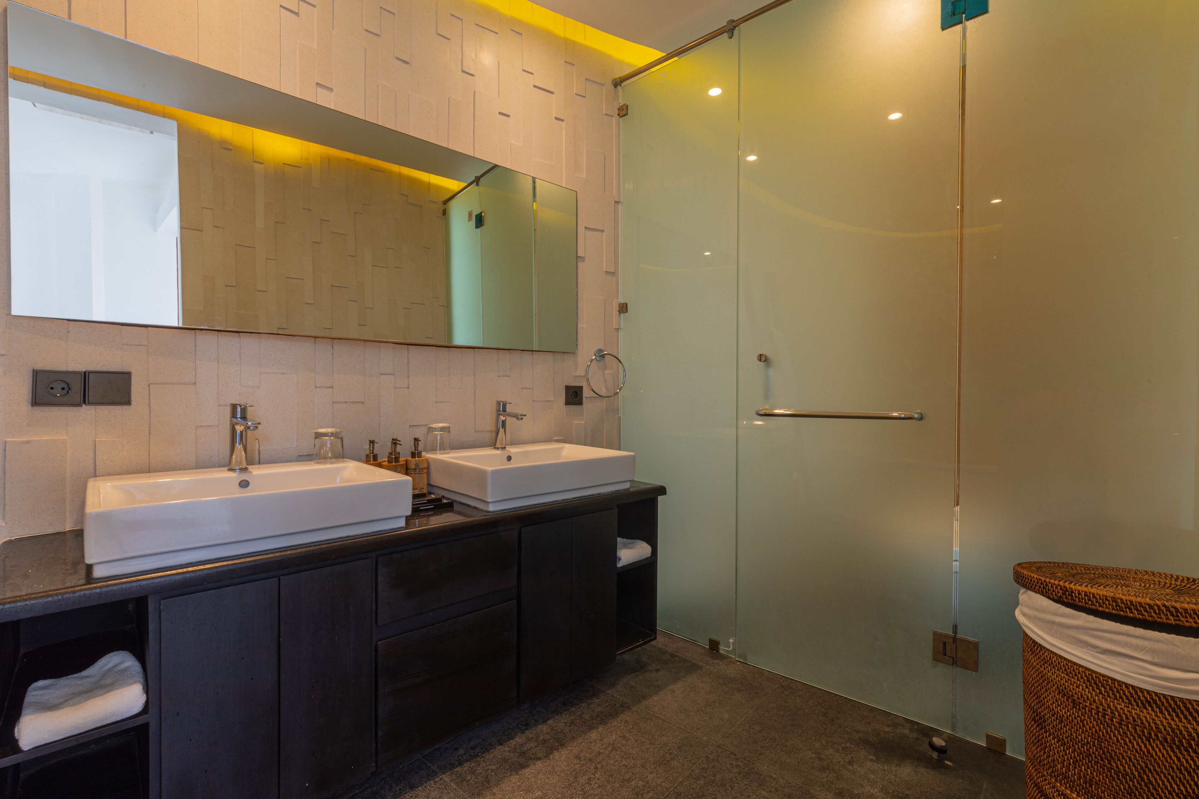 Taman Mesari Luxury Villa