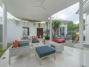 Taman Mesari Luxury Villa