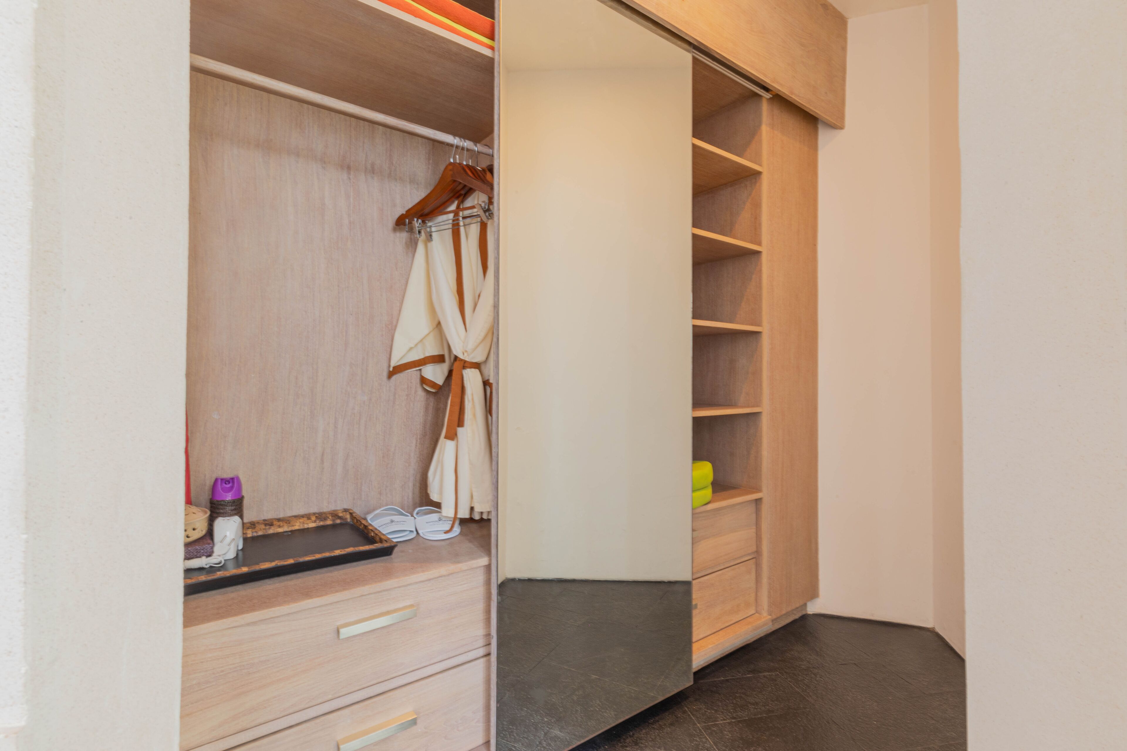 Taman Mesari Luxury Villa