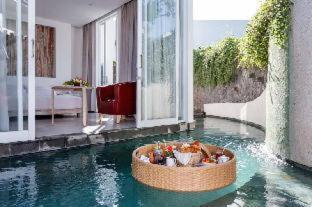 Taman Mesari Luxury Villa
