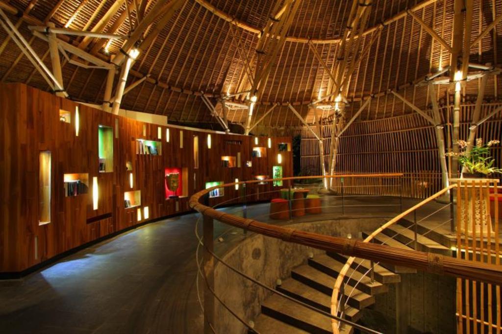 Taman Mesari Luxury Villa