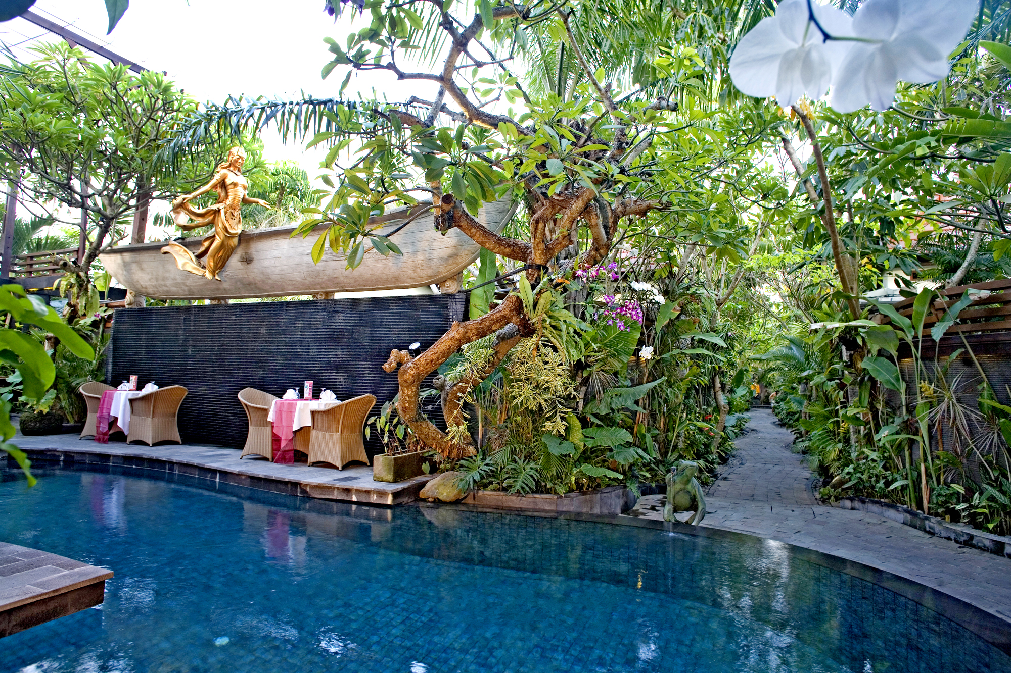 The Bali Dream Suite Villa Seminyak