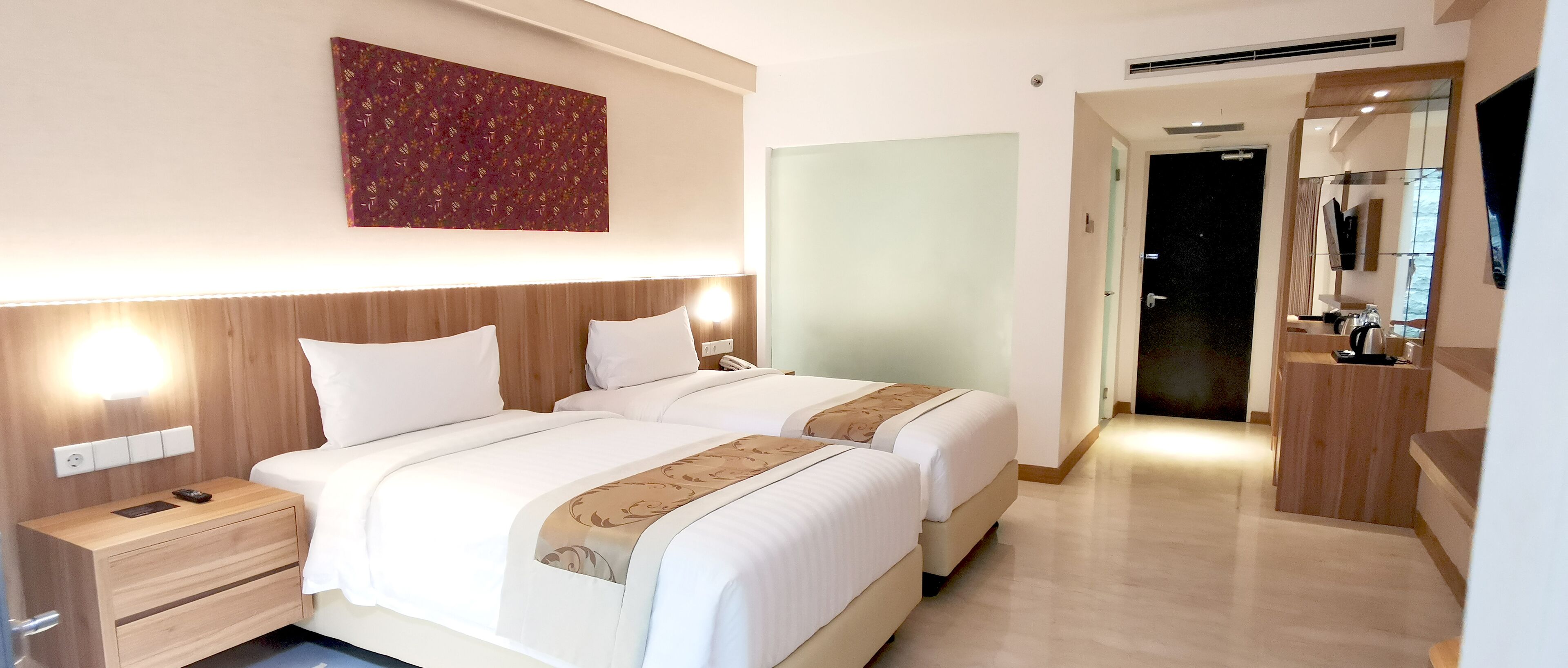 The Capital Hotel & Resort