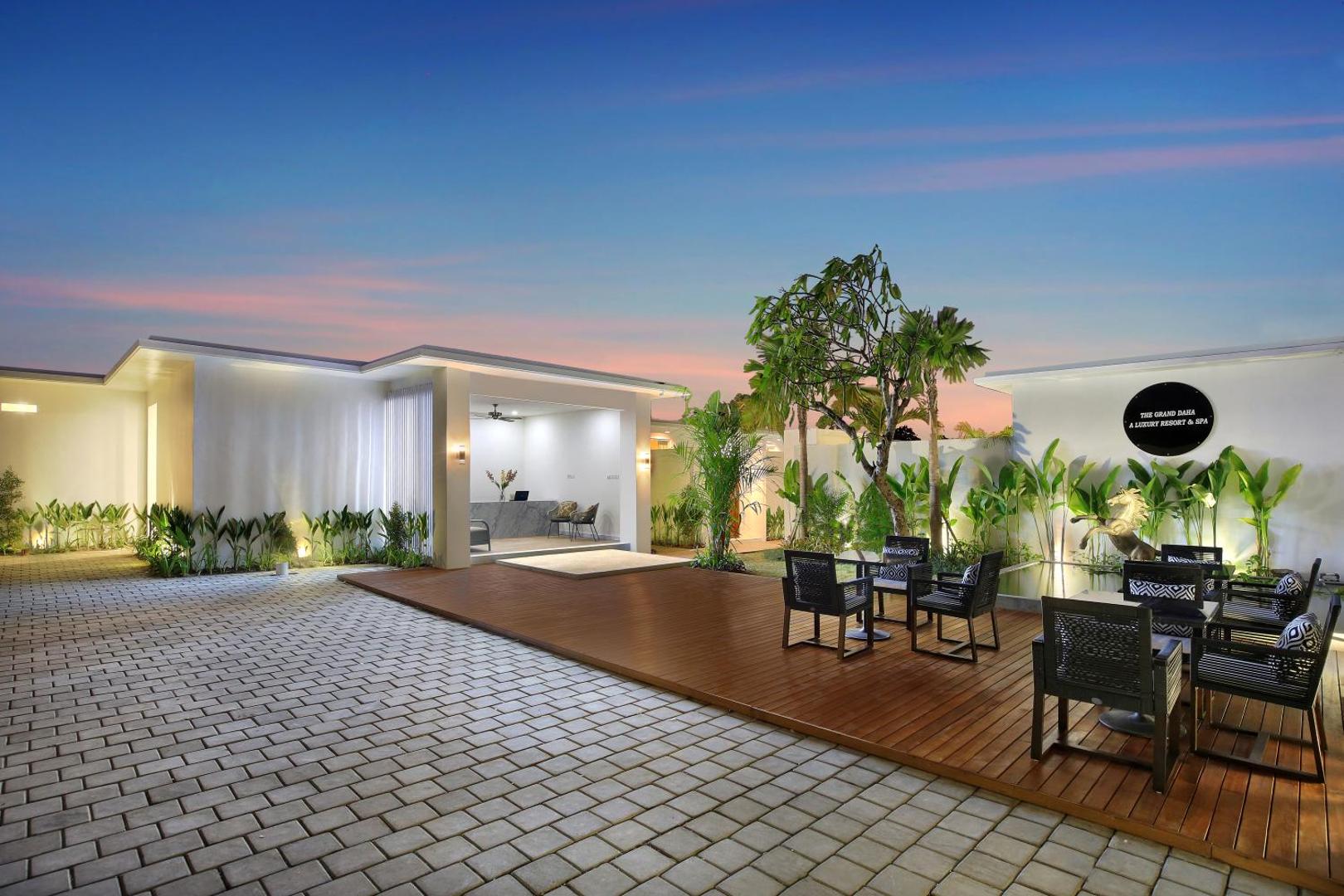 The Daha Luxury Villas