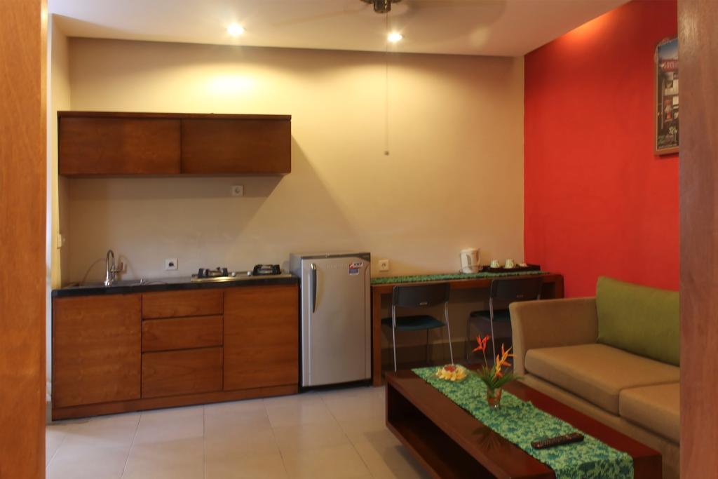 The Green Zhurga Suite