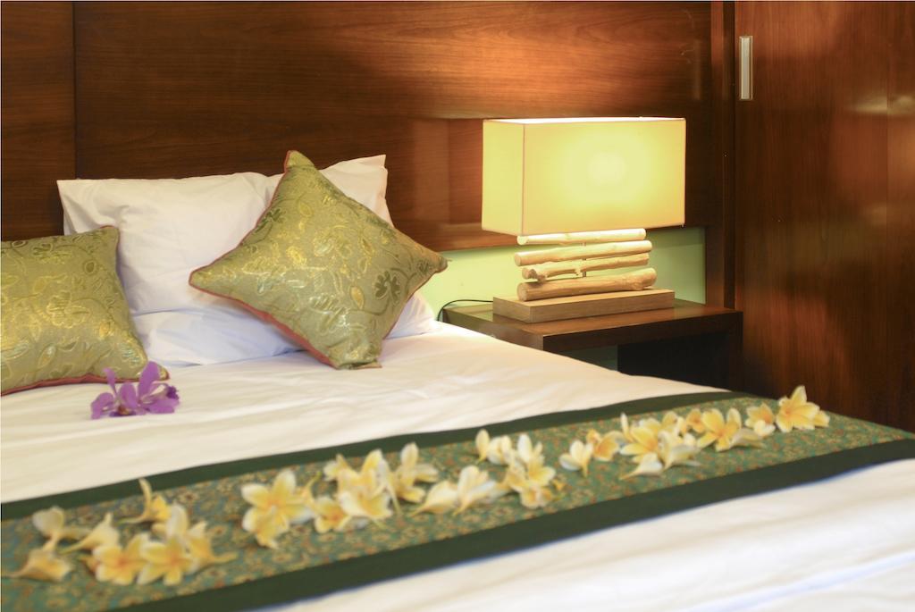 The Green Zhurga Suite