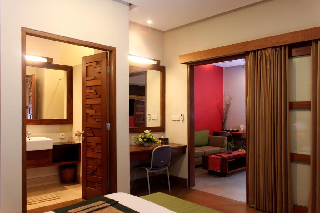 The Green Zhurga Suite