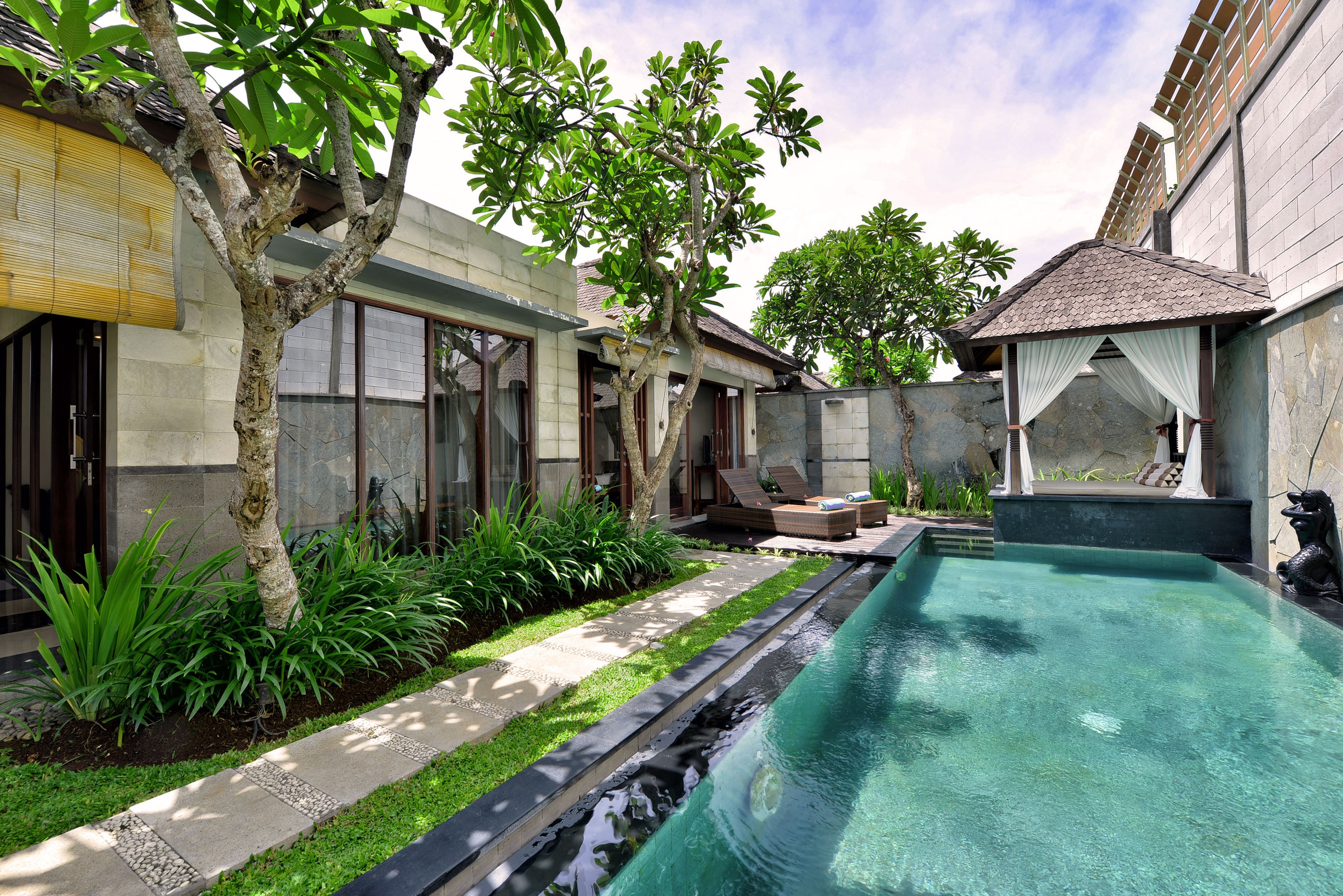 The Khayangan Dreams Villa Seminyak