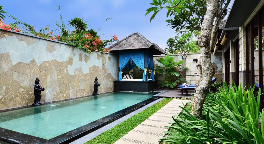 The Khayangan Dreams Villa Seminyak