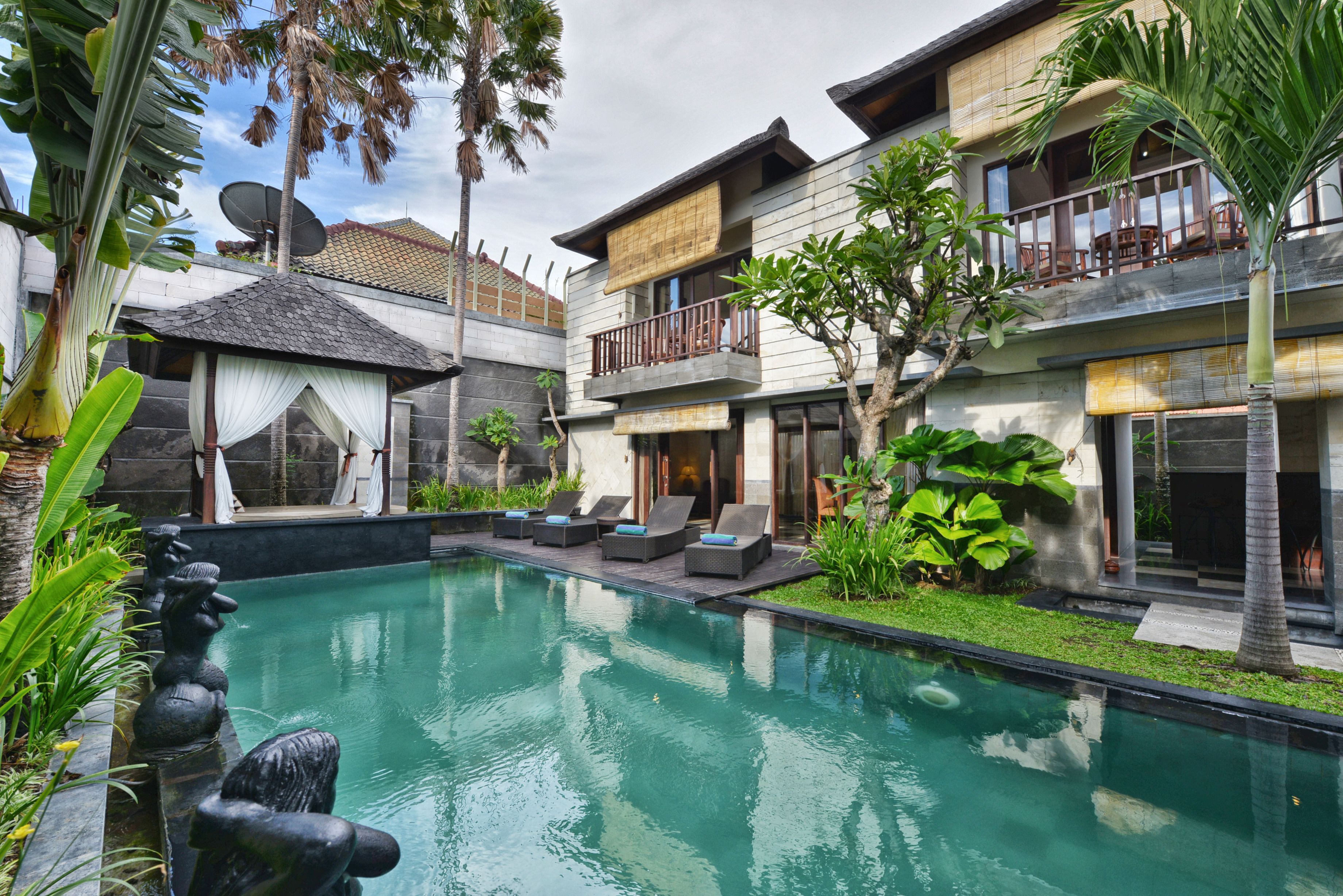 The Khayangan Dreams Villa Seminyak