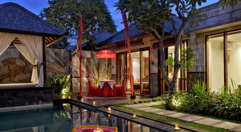The Khayangan Dreams Villa Seminyak