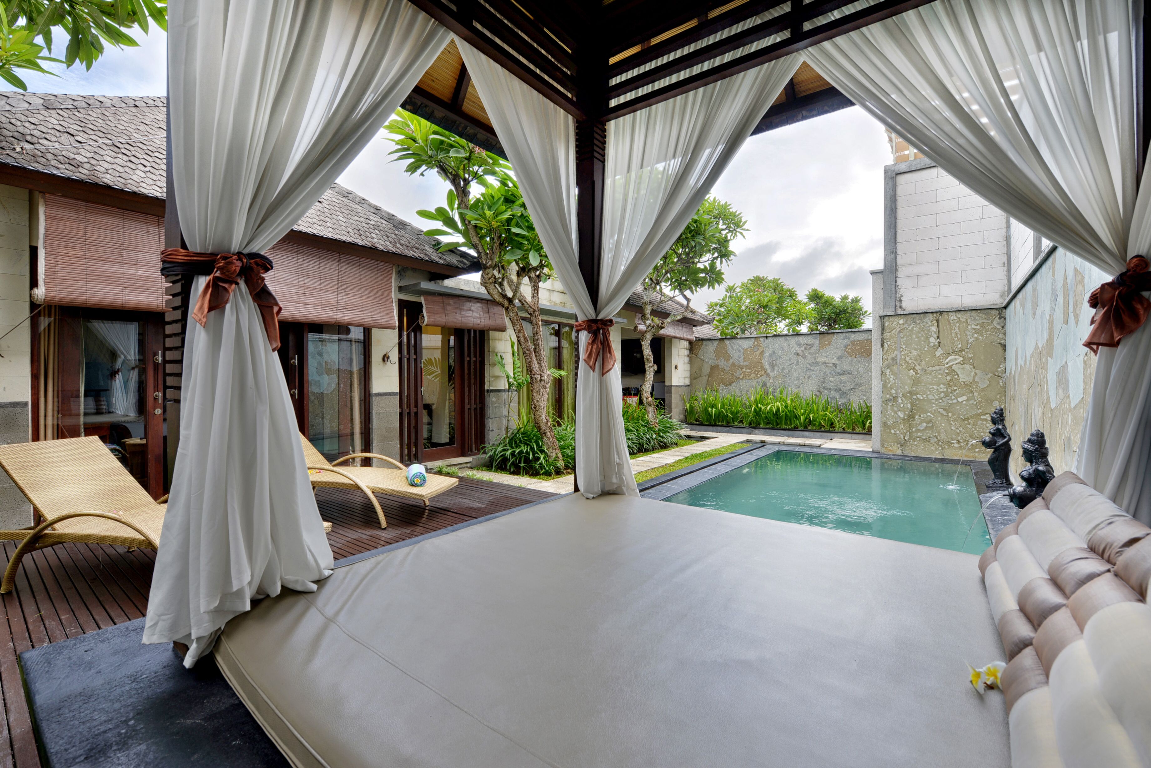 The Khayangan Dreams Villa Seminyak