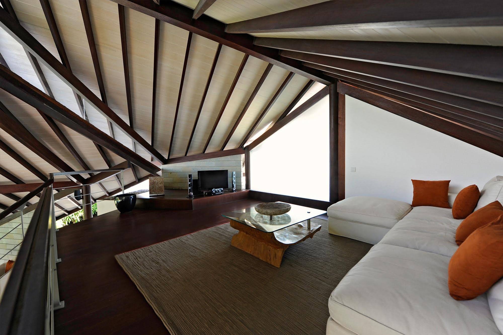 The Layar - Designer Villas & Spa