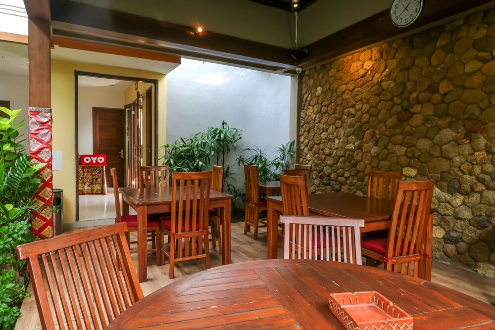 The Light Bali Villas by OYO Rooms