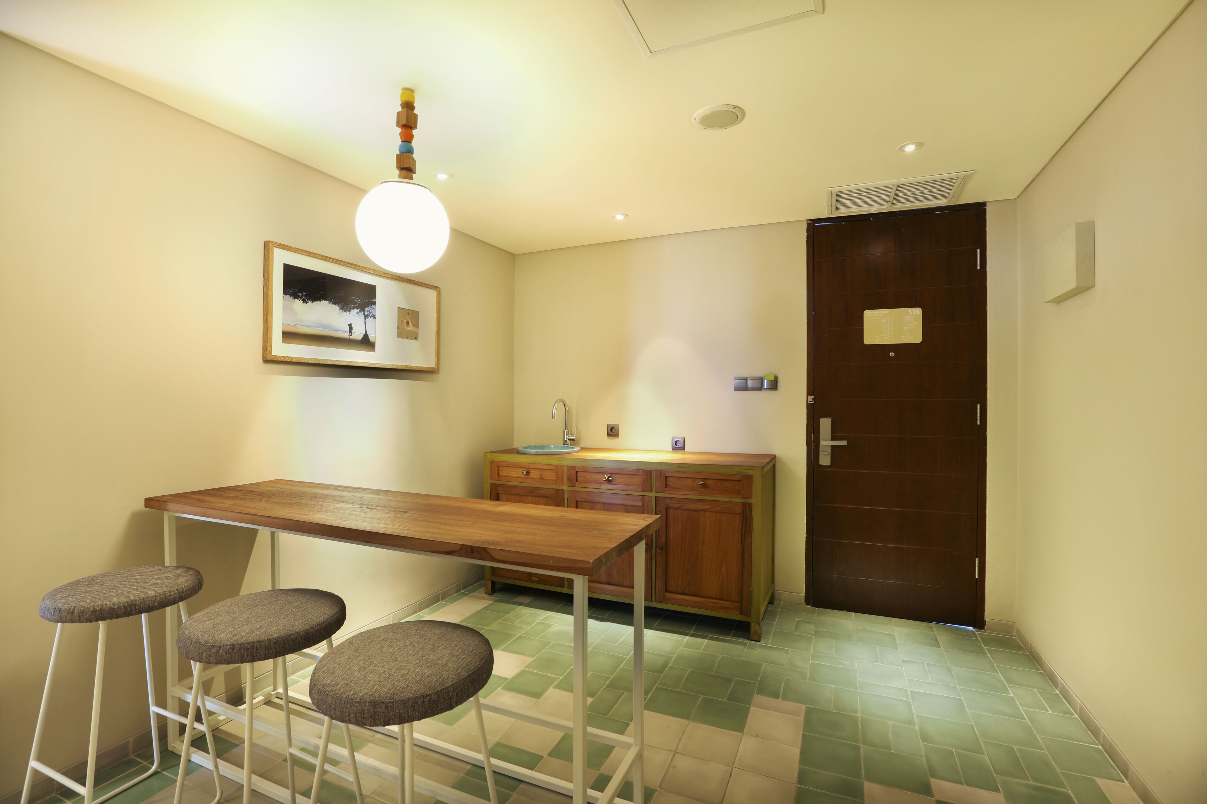 TIJILI Hotel Seminyak