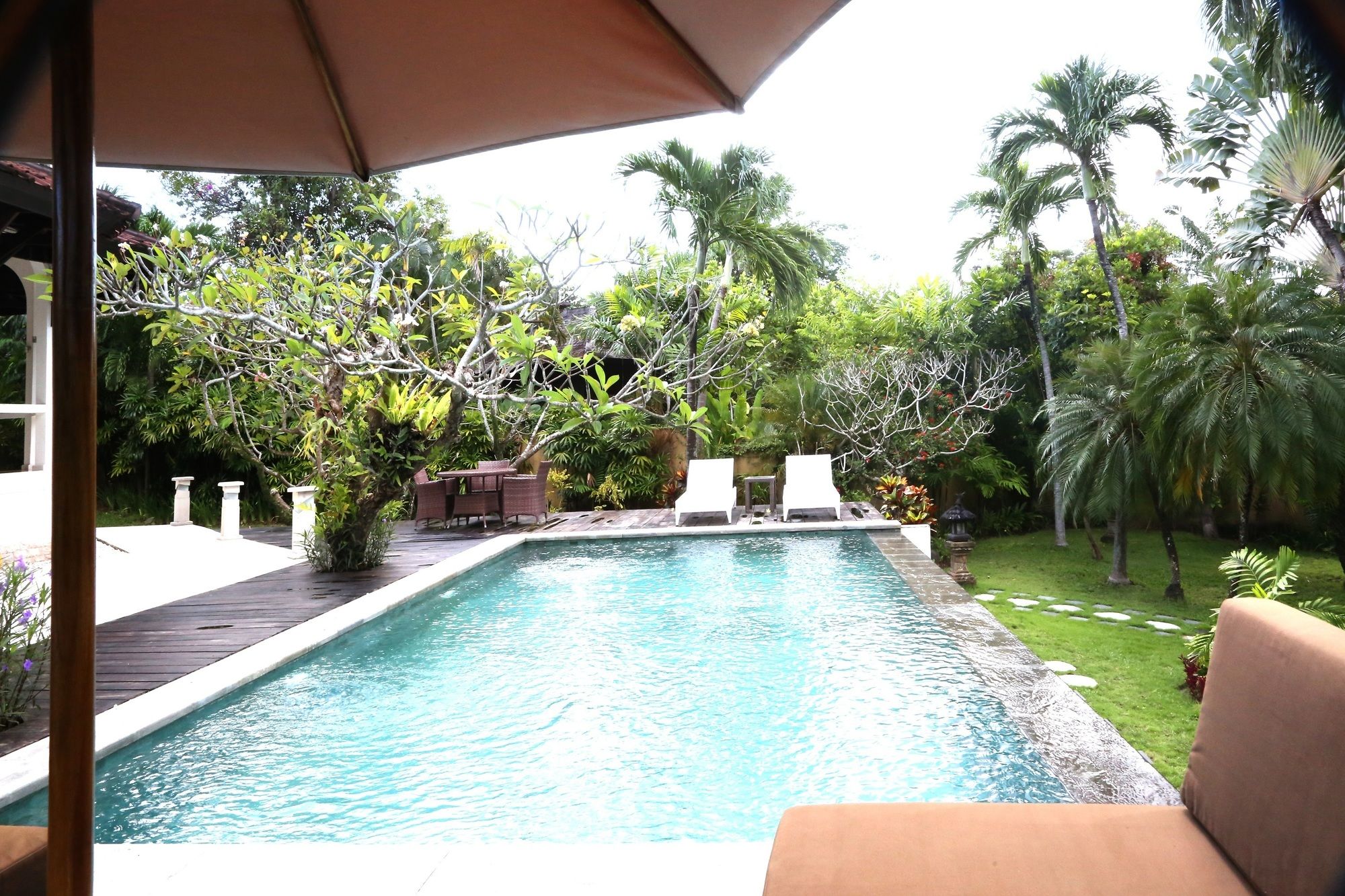 Urbanest Inn Villa