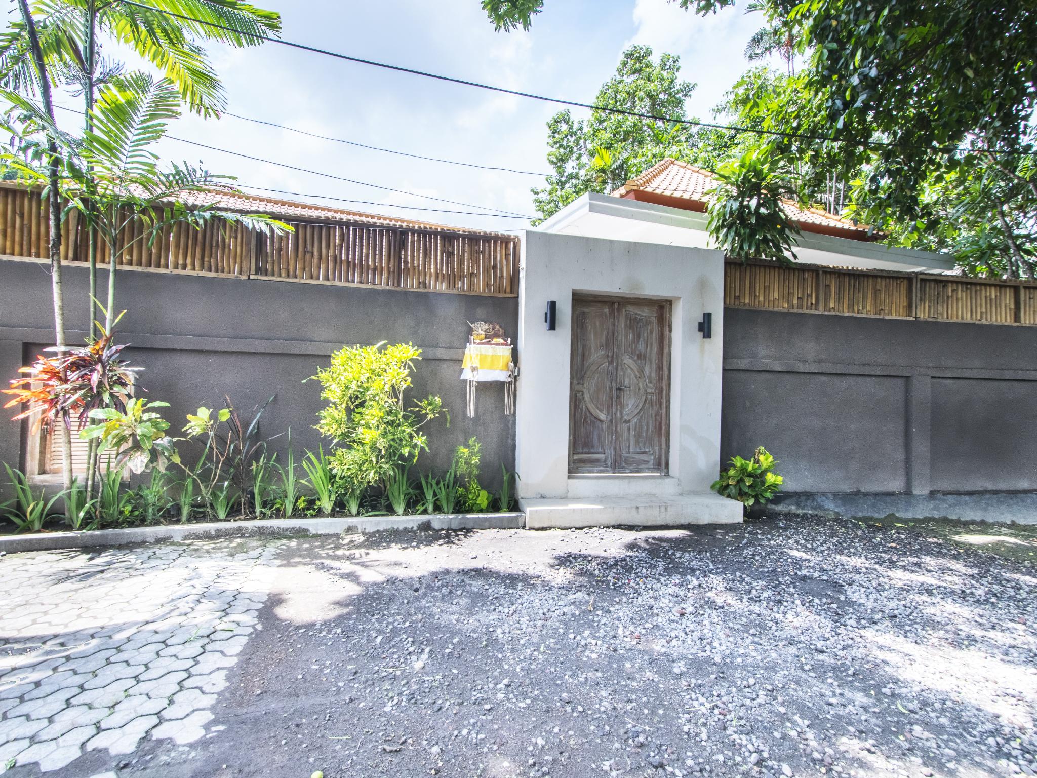 Villa Anggun - 1