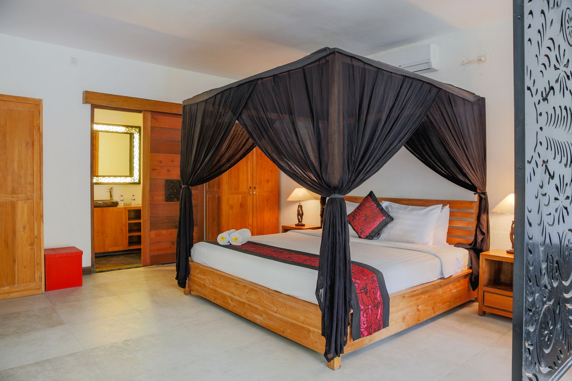 Villa Bali Caviar