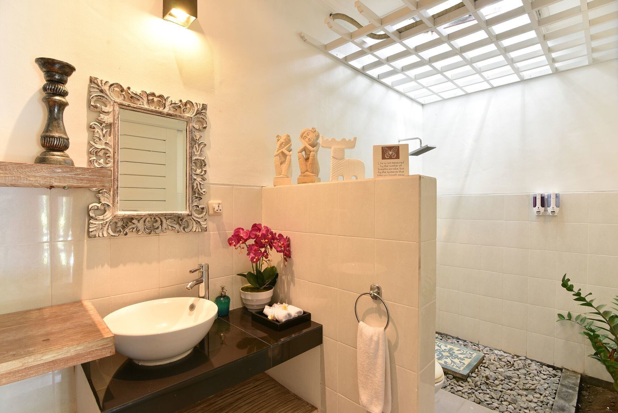 Villa Bamboo - Great Location Pool Villa in Seminyak
