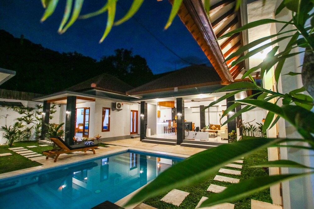 Villa Bayu