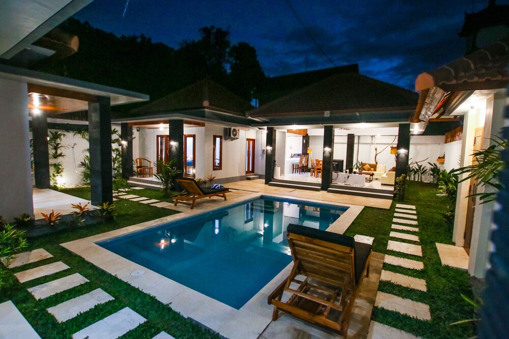 Villa Bayu