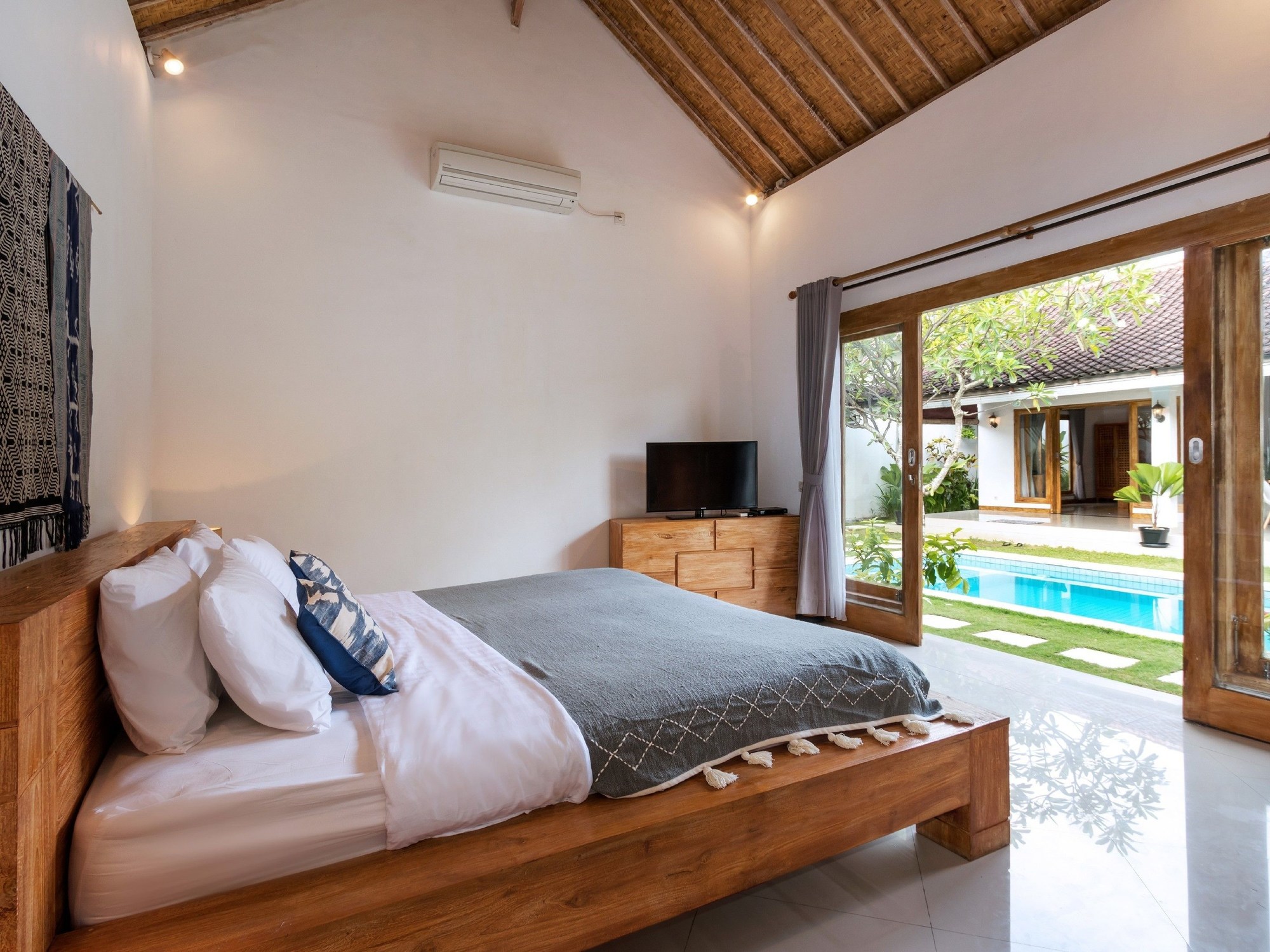 Villa Crystal