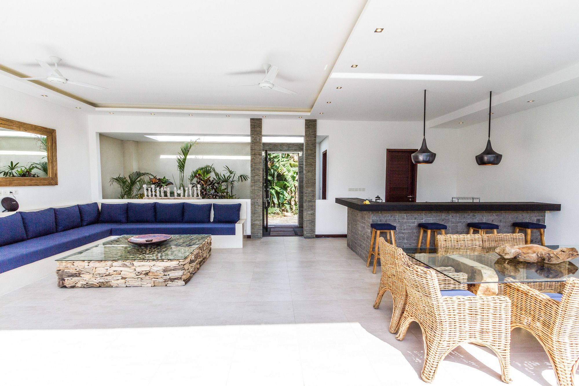 Villa Juna