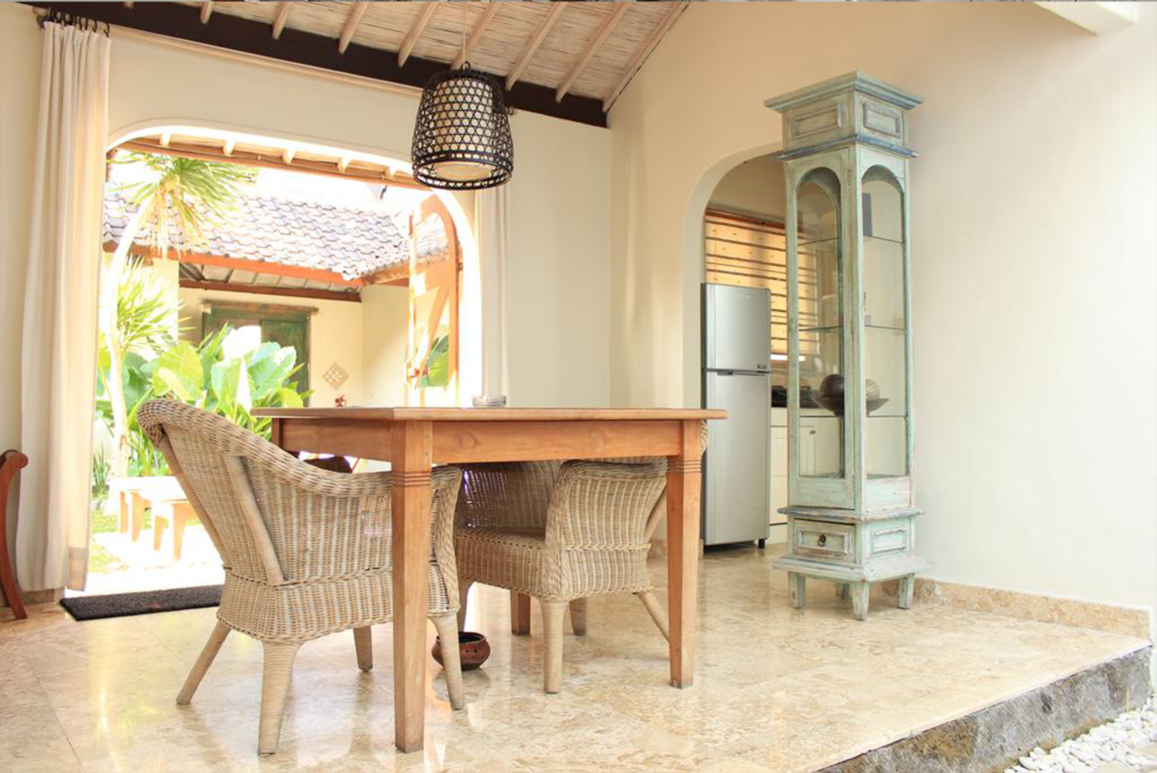 Villa Kresna Boutique Villas & Suites