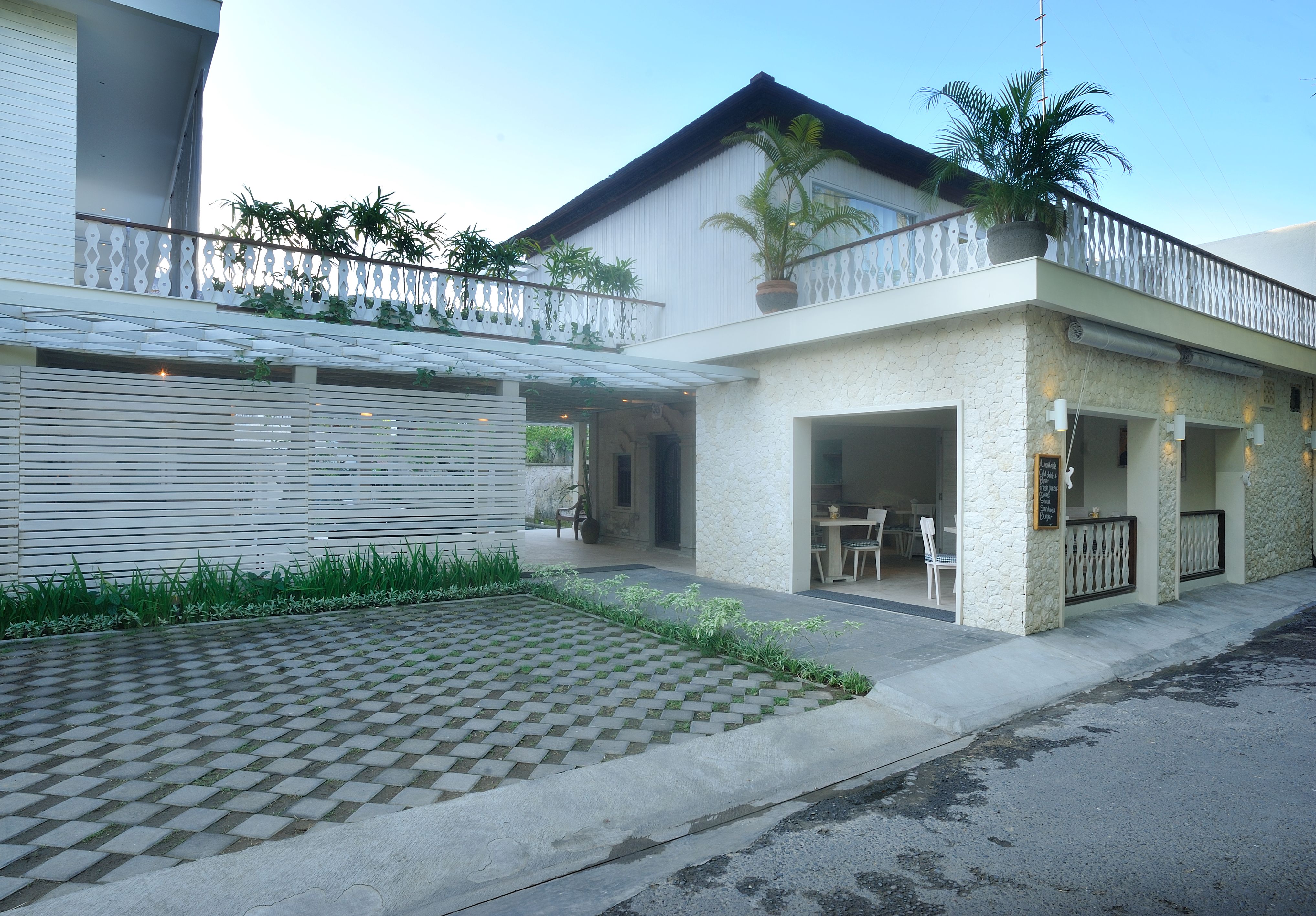 Villa Kresna Boutique Villas & Suites