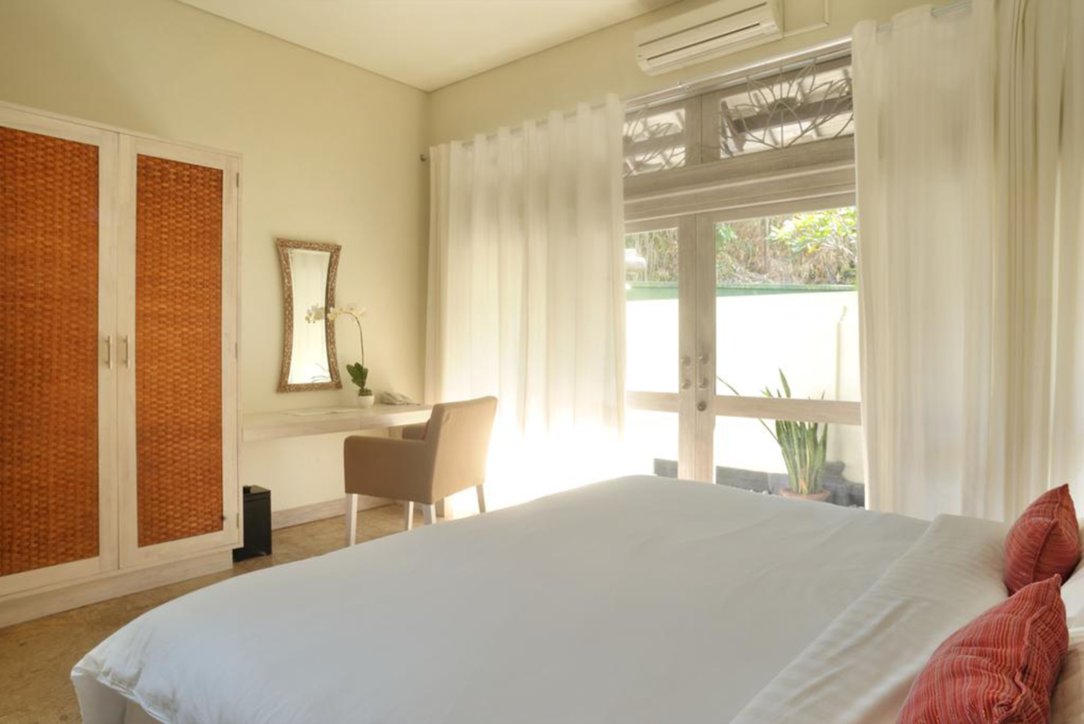 Villa Kresna Boutique Villas & Suites