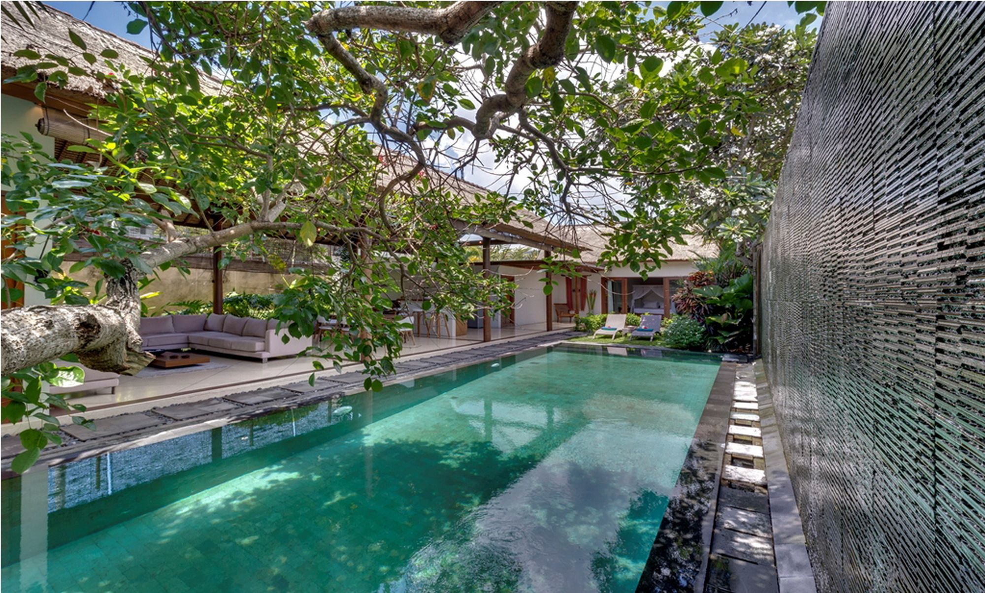 Villa Lumut