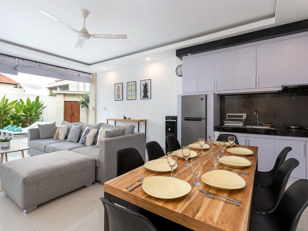 Villa Pineapple Seminyak