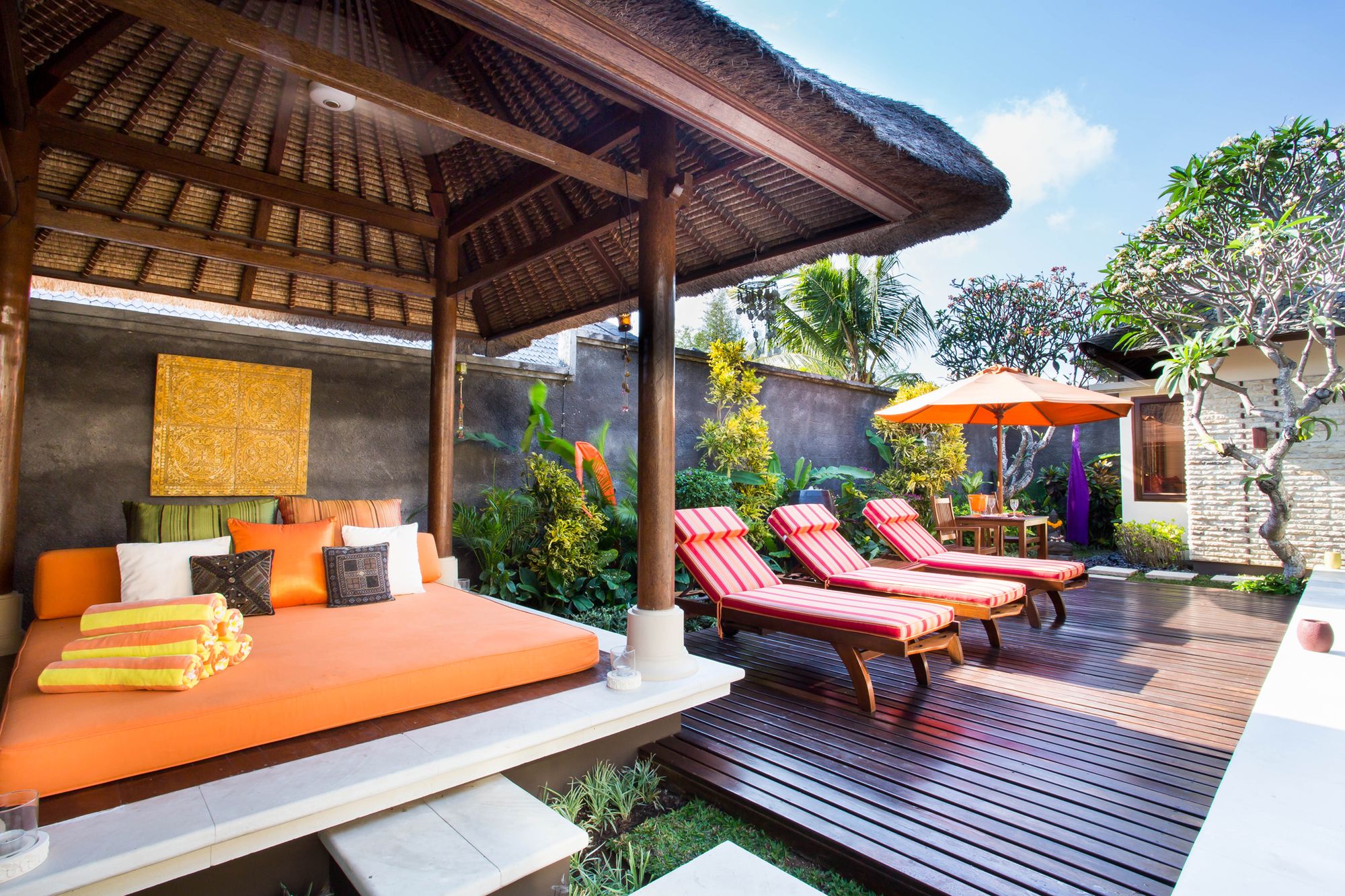 Villa Saffron