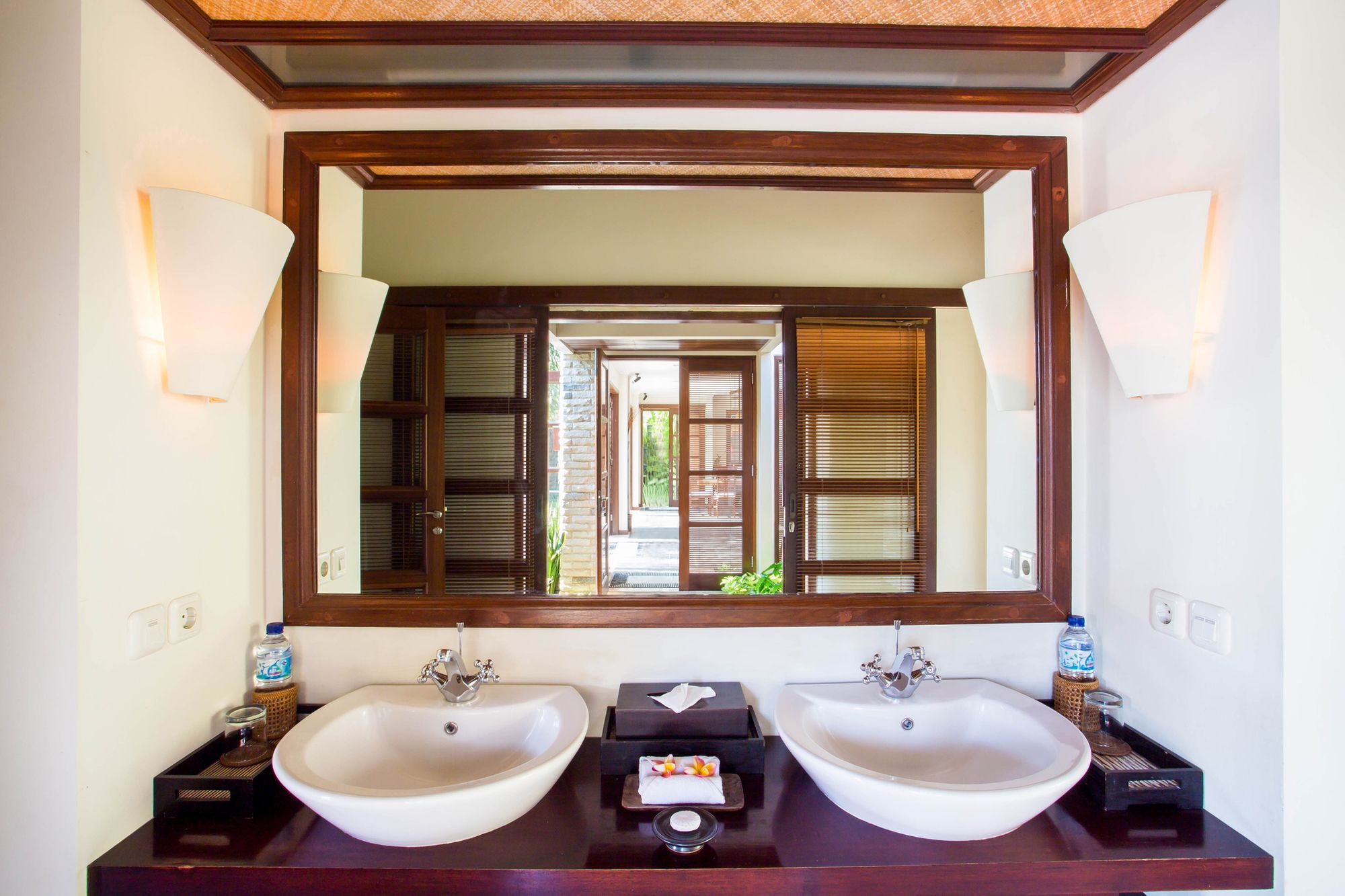 Villa Saffron