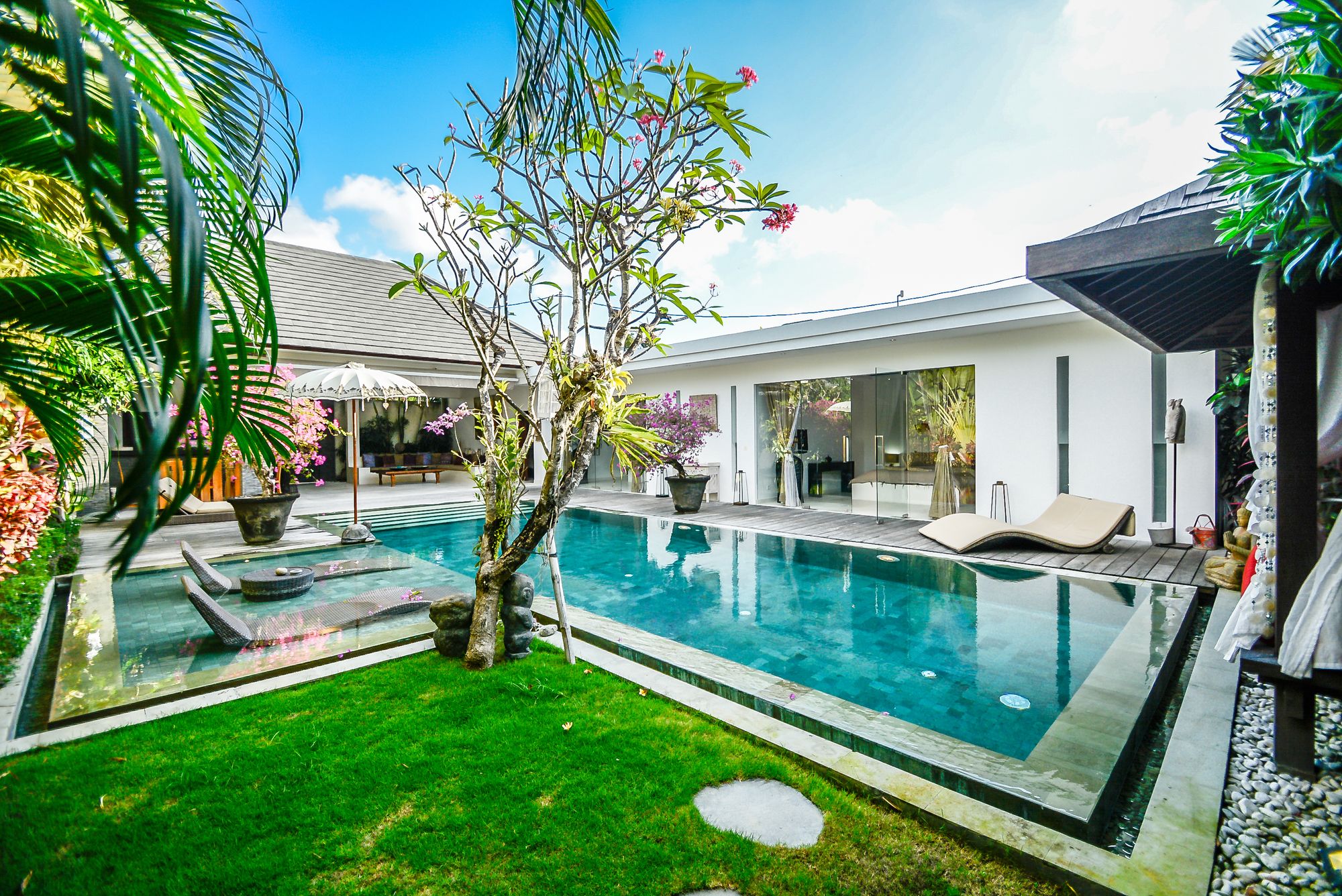 Villa Saha