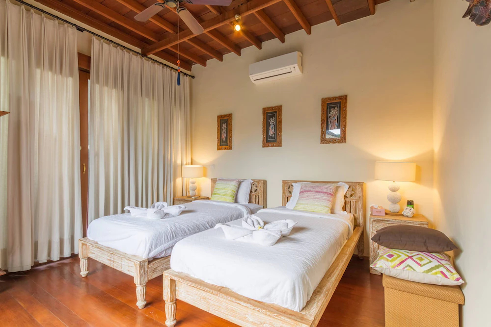Villa Santhi