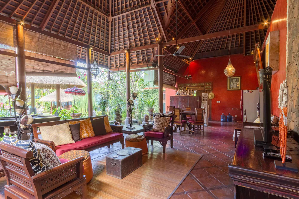 Villa Santhi