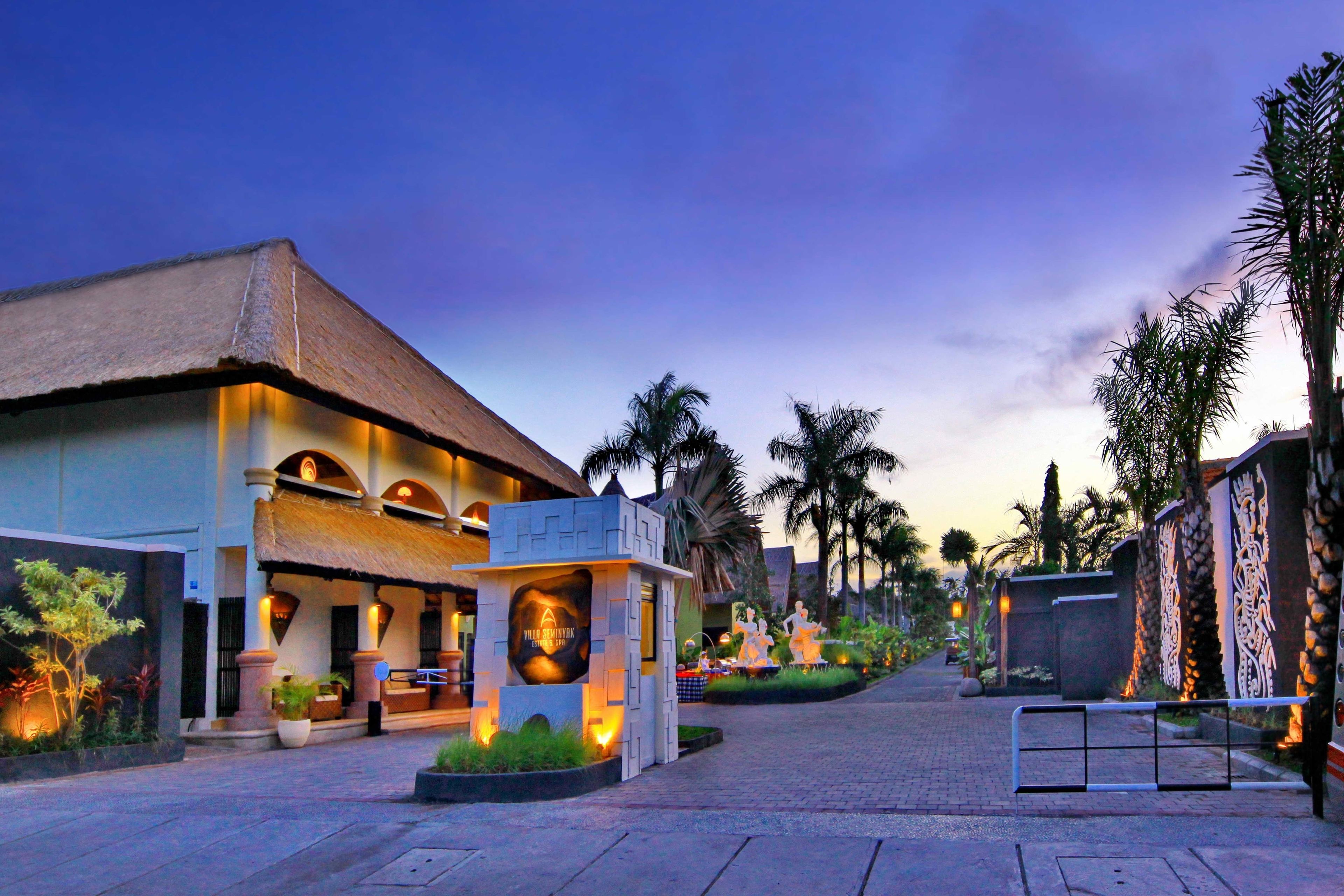 Villa Seminyak Estate & Spa