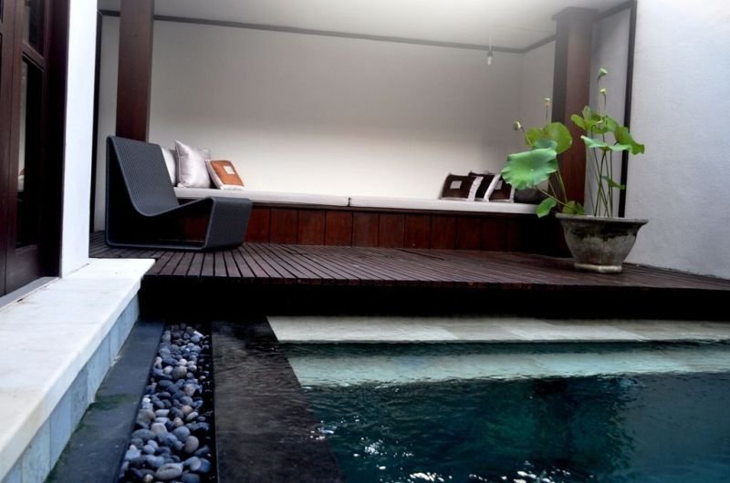 White Lotus Villas