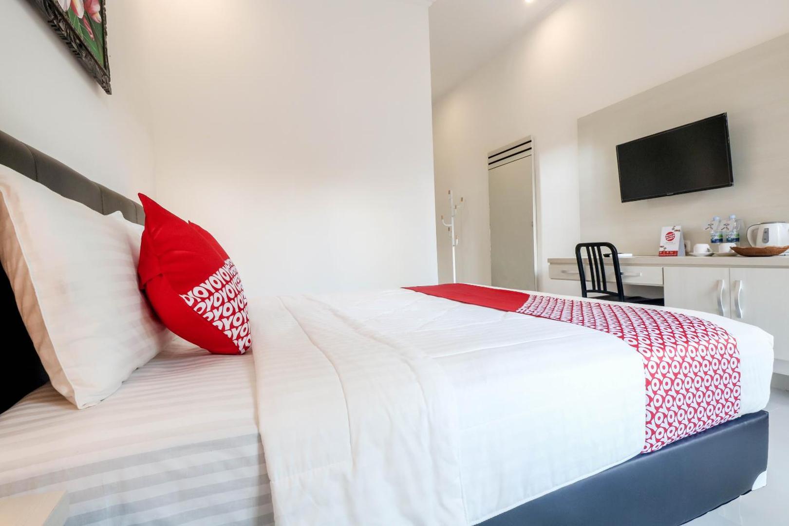 De Loran Hotel by OYO Rooms