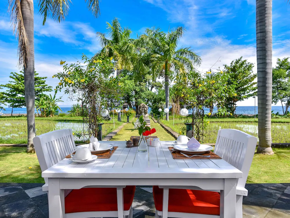 Ganesha Coral Reef Villas & Dive Resort