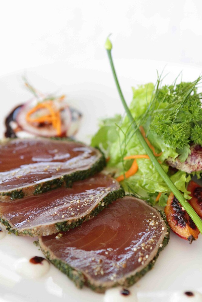 Ganesha Coral Reef Villas & Dive Resort