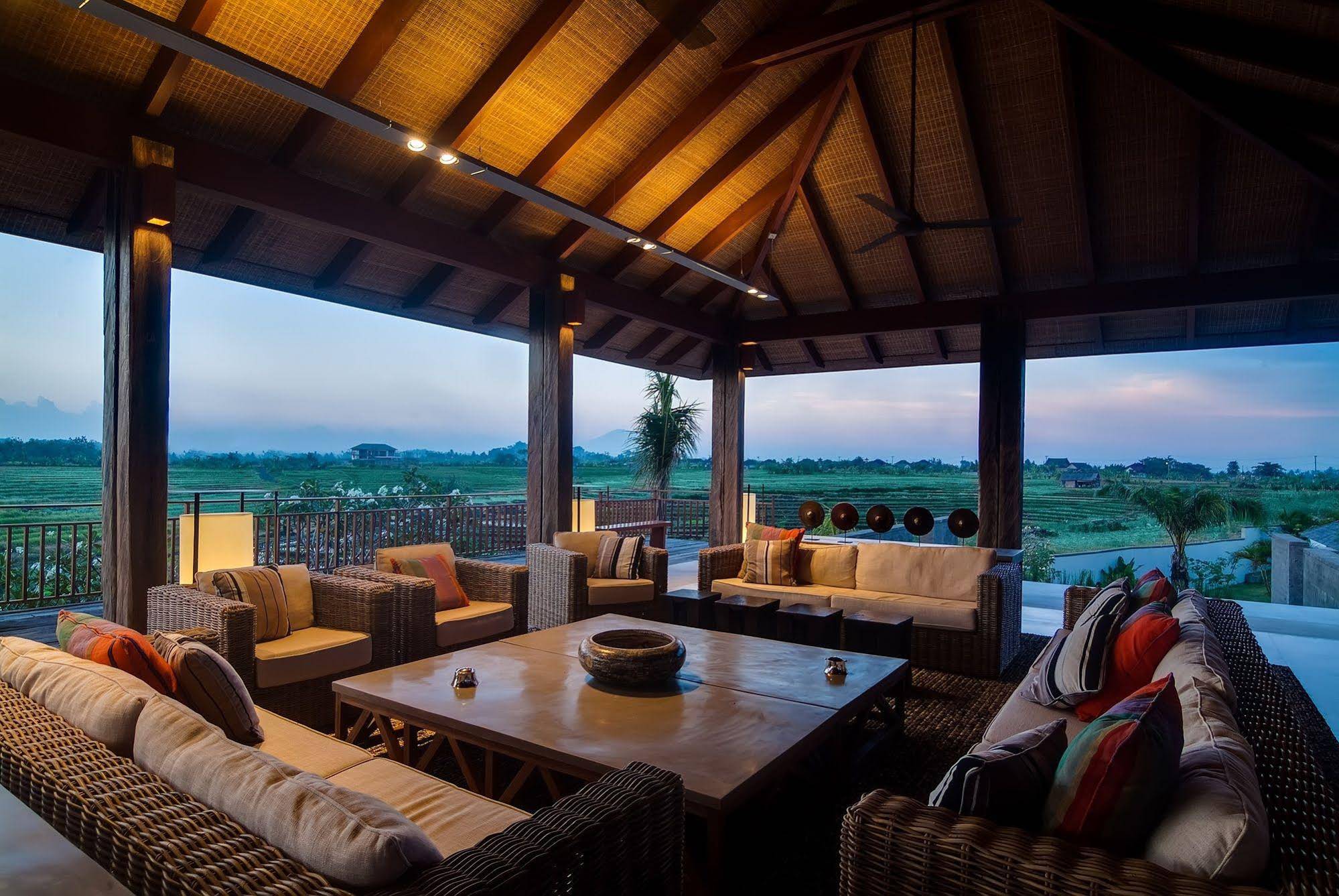 Ambalama Villa
