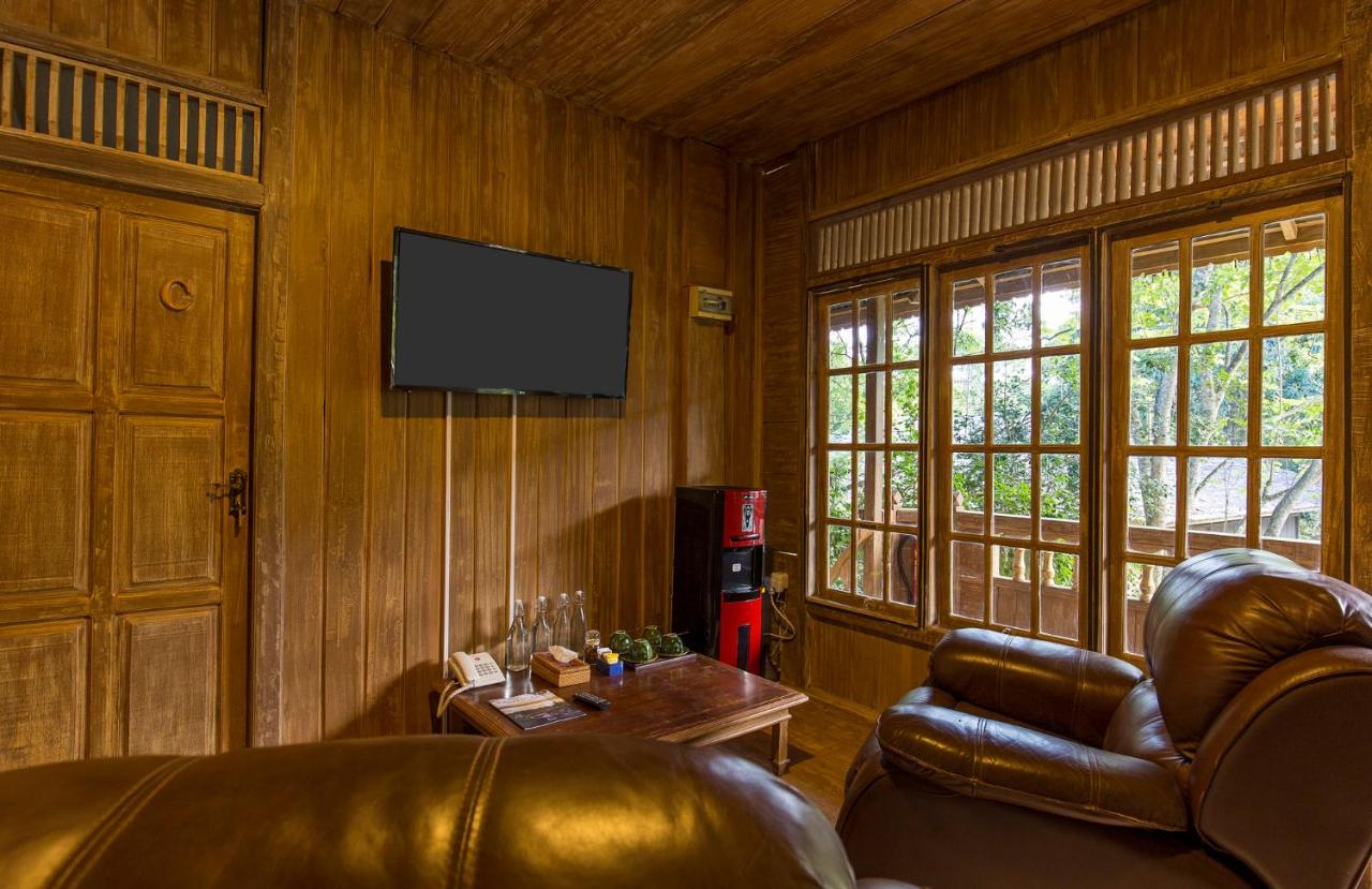 Menjangan Ecolodge