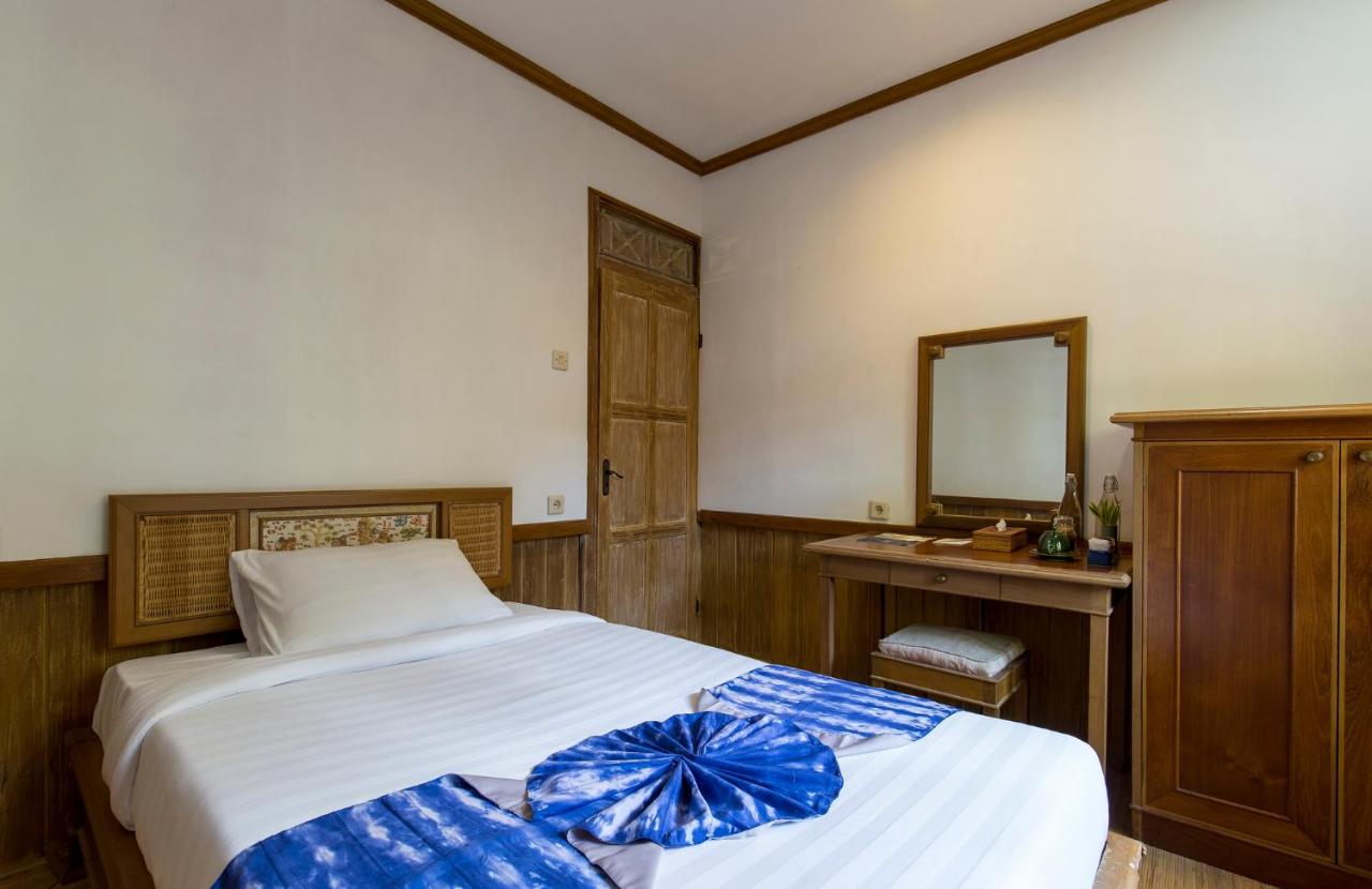 Menjangan Ecolodge