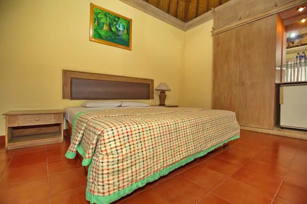 Bali Lovina Beach Cottages