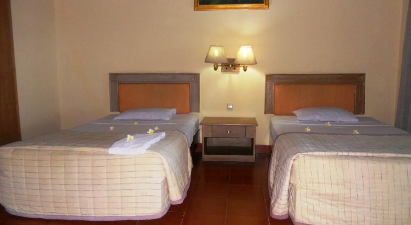 Bali Lovina Beach Cottages