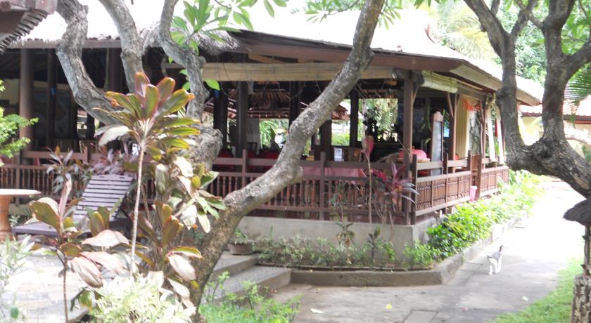 Bali Lovina Beach Cottages